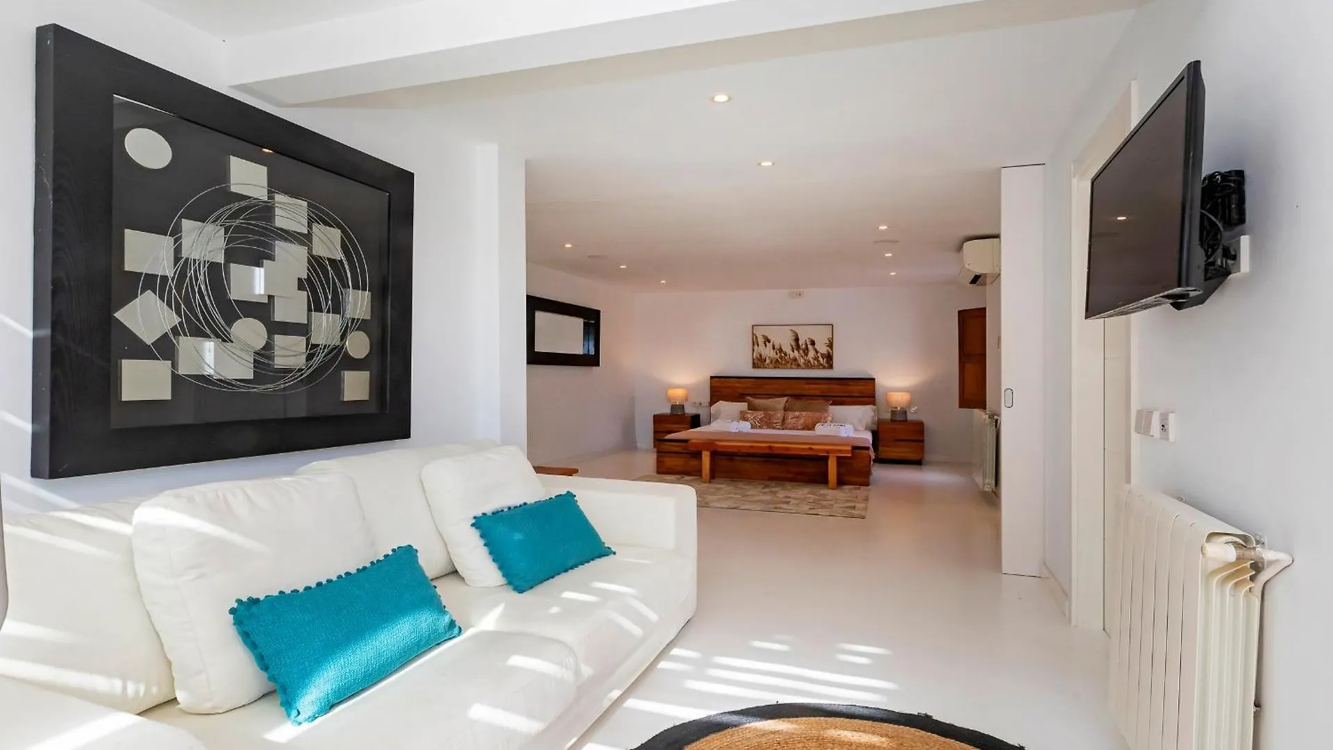 Villa Near Ibiza Town Sleeps 11 To 13 Guests Can Furnet