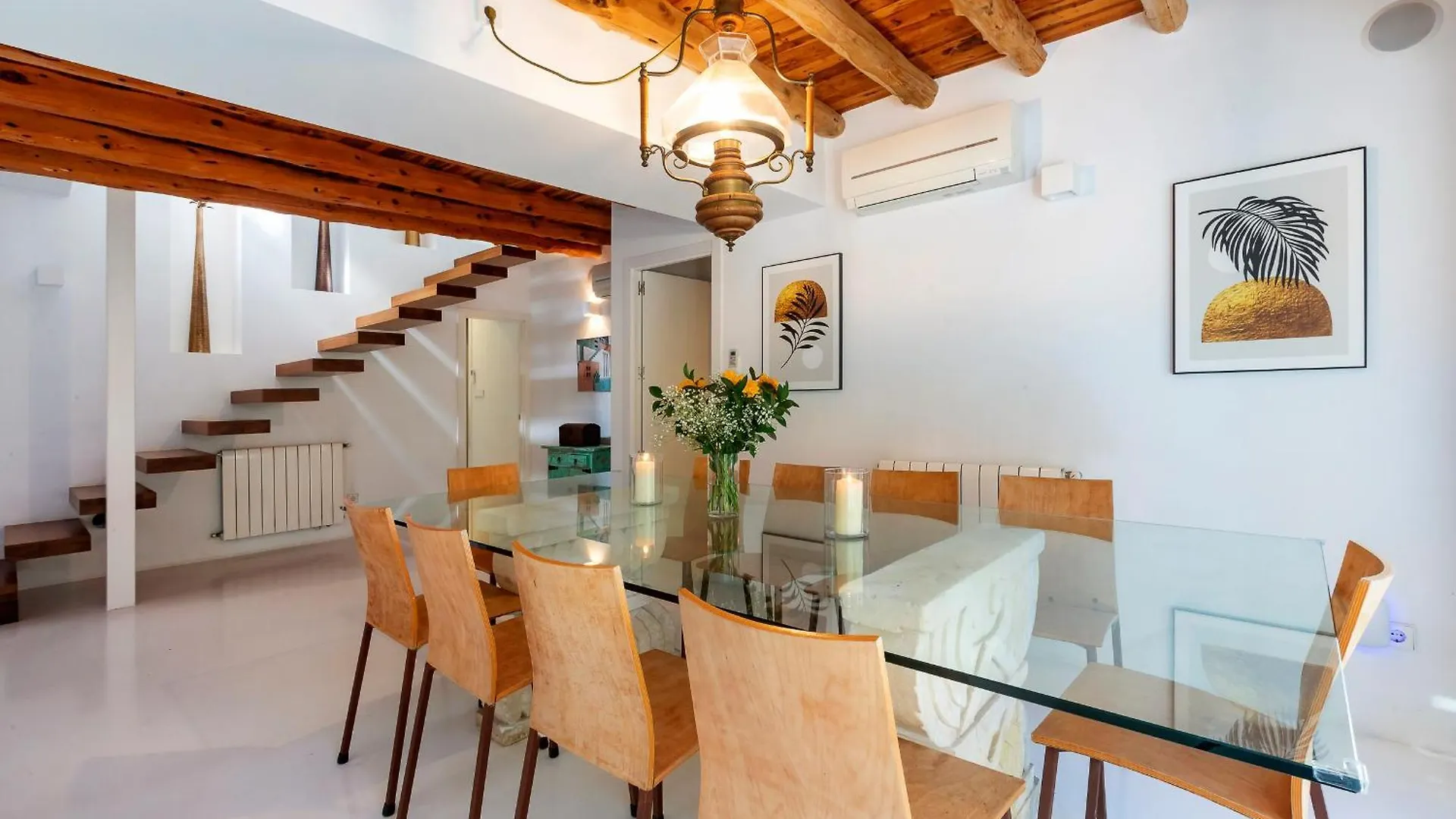 Villa Near Ibiza Town Sleeps 11 To 13 Guests Can Furnet