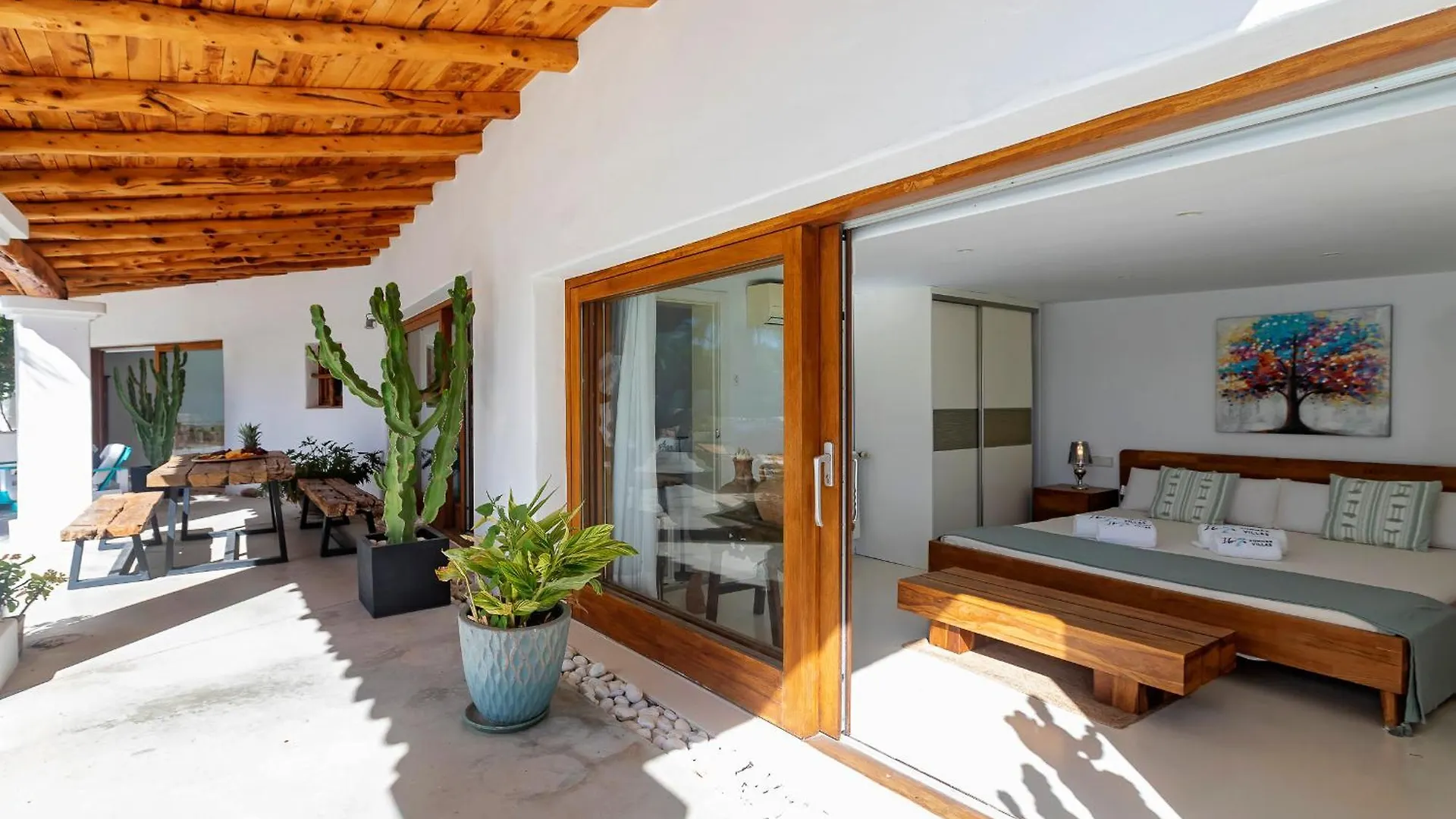 Villa Near Ibiza Town Sleeps 11 To 13 Guests Can Furnet