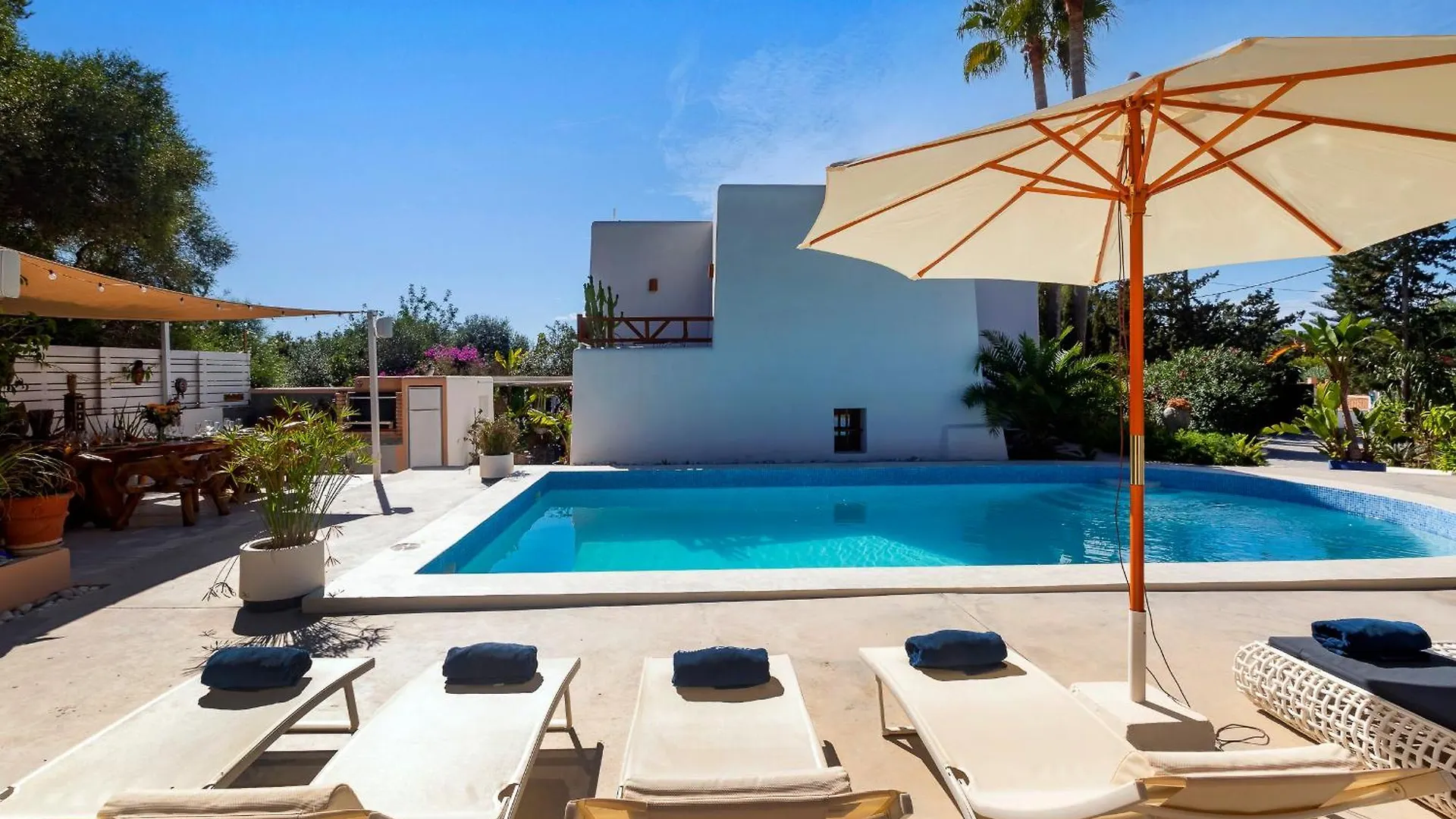 Villa Near Ibiza Town Sleeps 11 To 13 Guests Can Furnet Španělsko