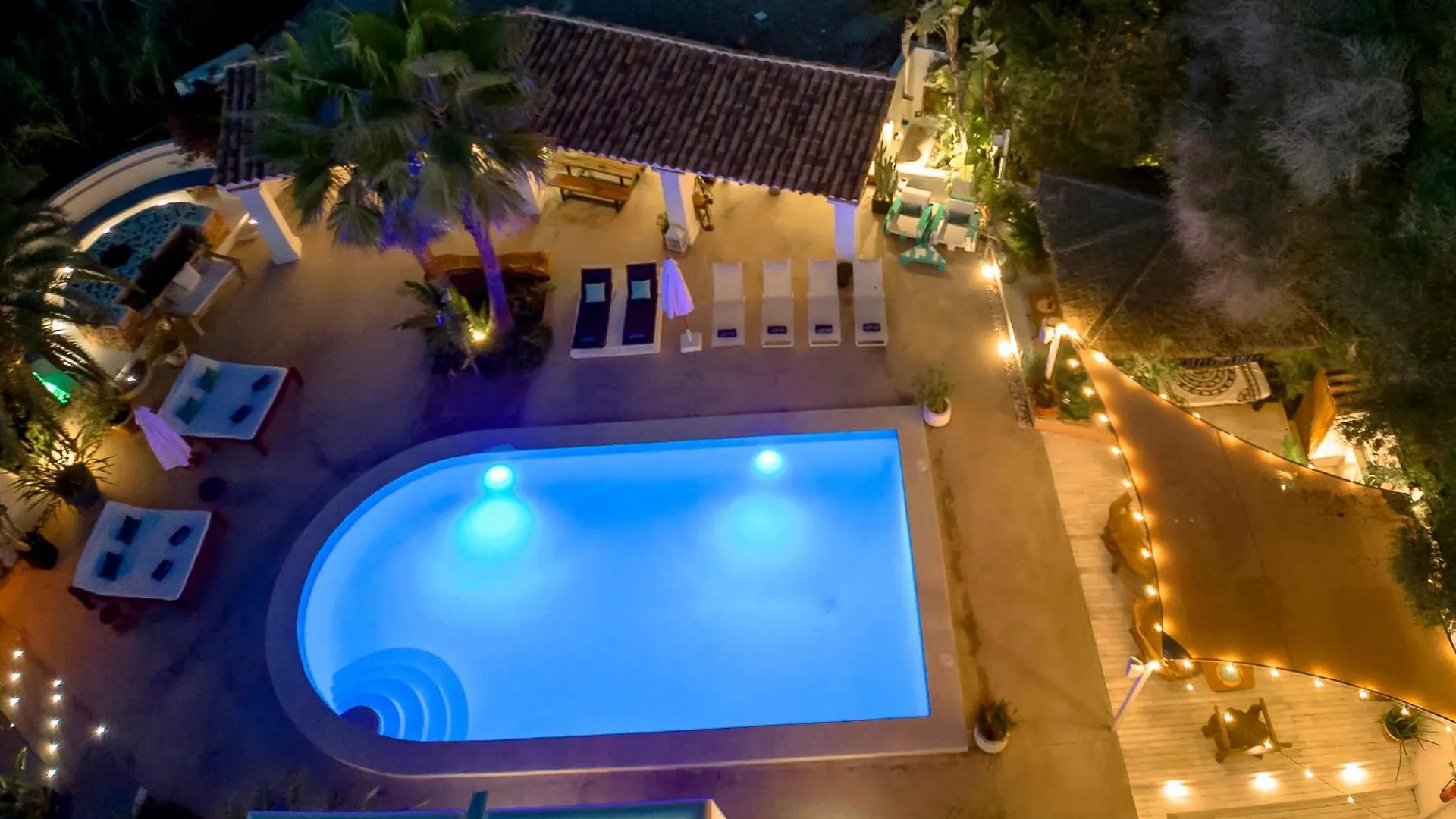 Villa Near Ibiza Town Sleeps 11 To 13 Guests Can Furnet